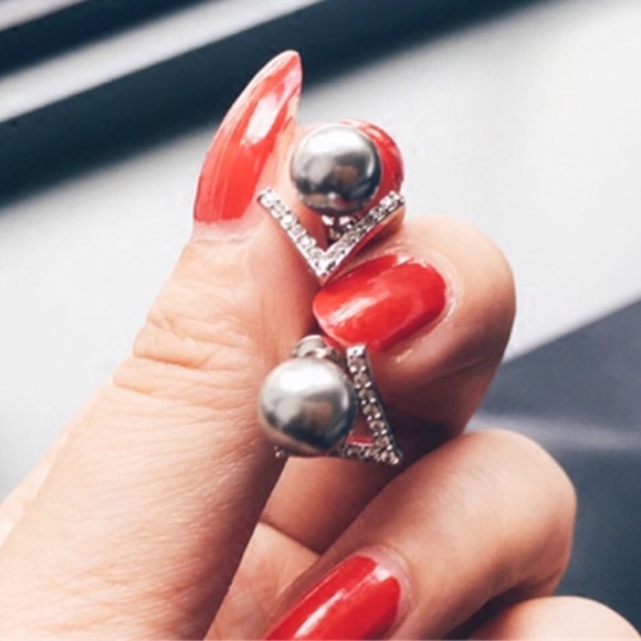 Jewelry | Gunmetal Pearl Rhinestone Earrings | Poshmark
